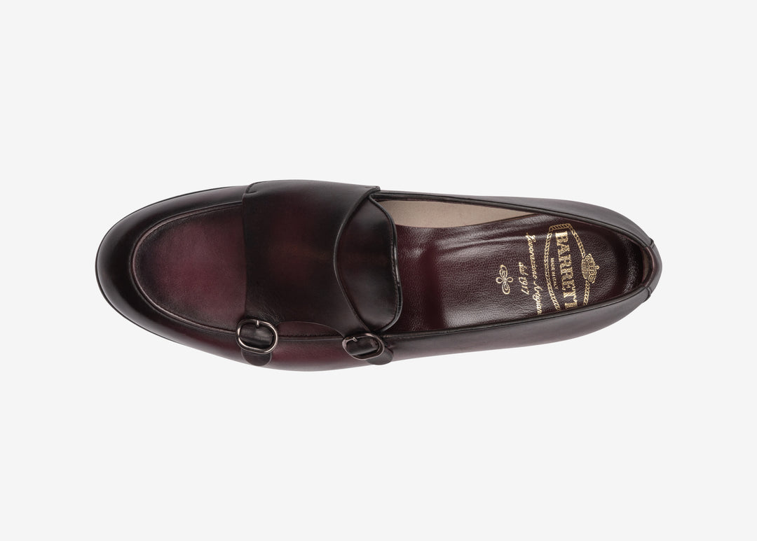 Double buckle in bordeaux calfskin