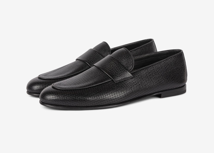 Black loafer with band detail in deerskin