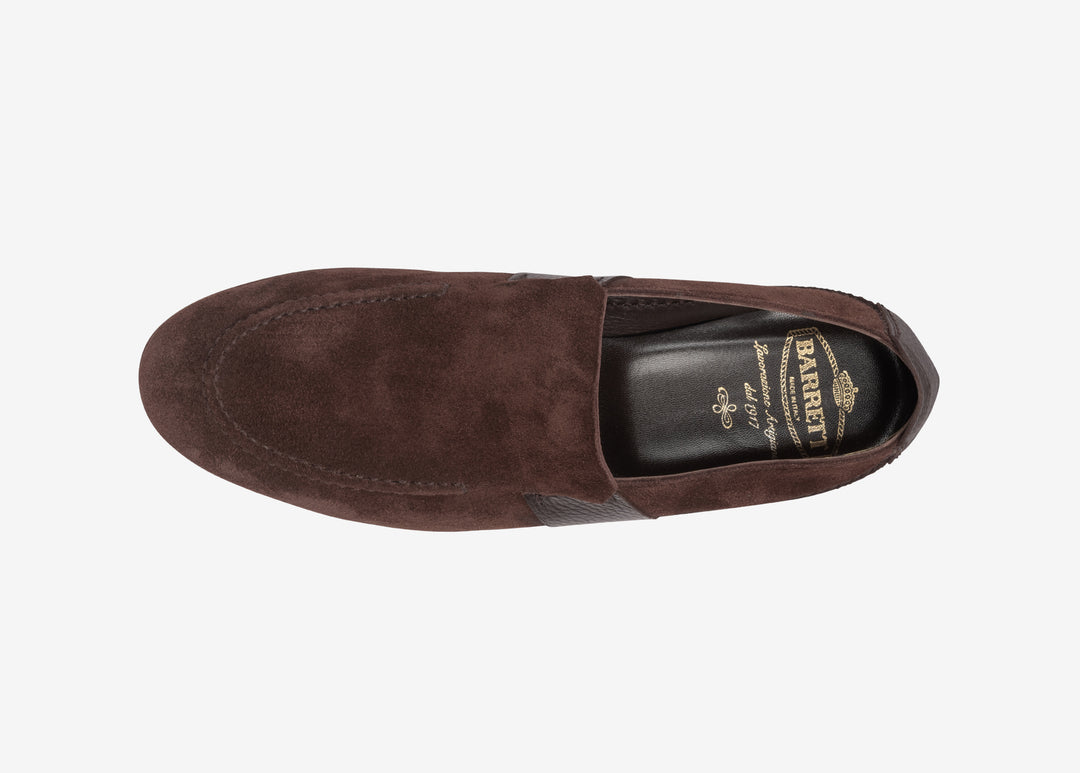 Mocassin marron foncé en daim