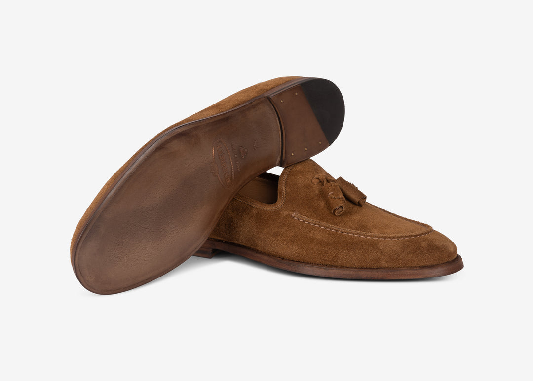 Brown loafer with tassels in suede