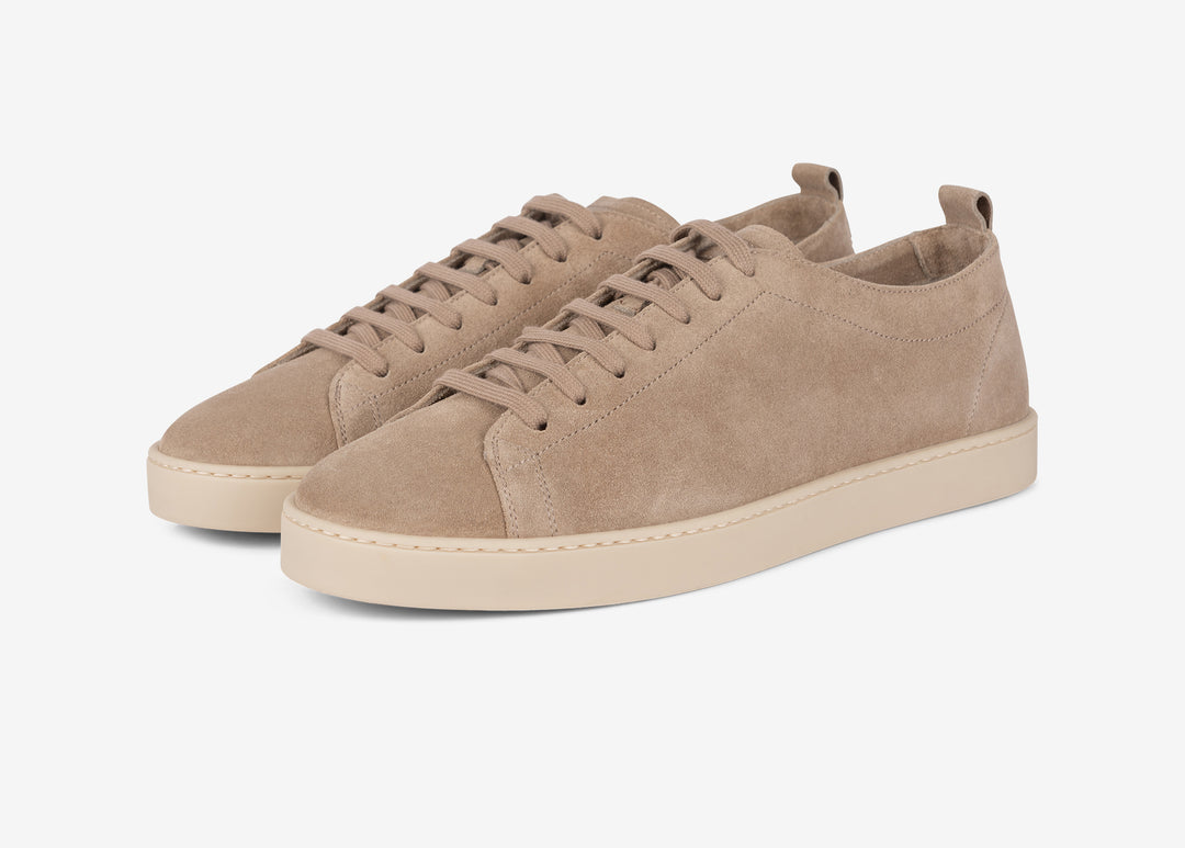 Beige sneaker in suede