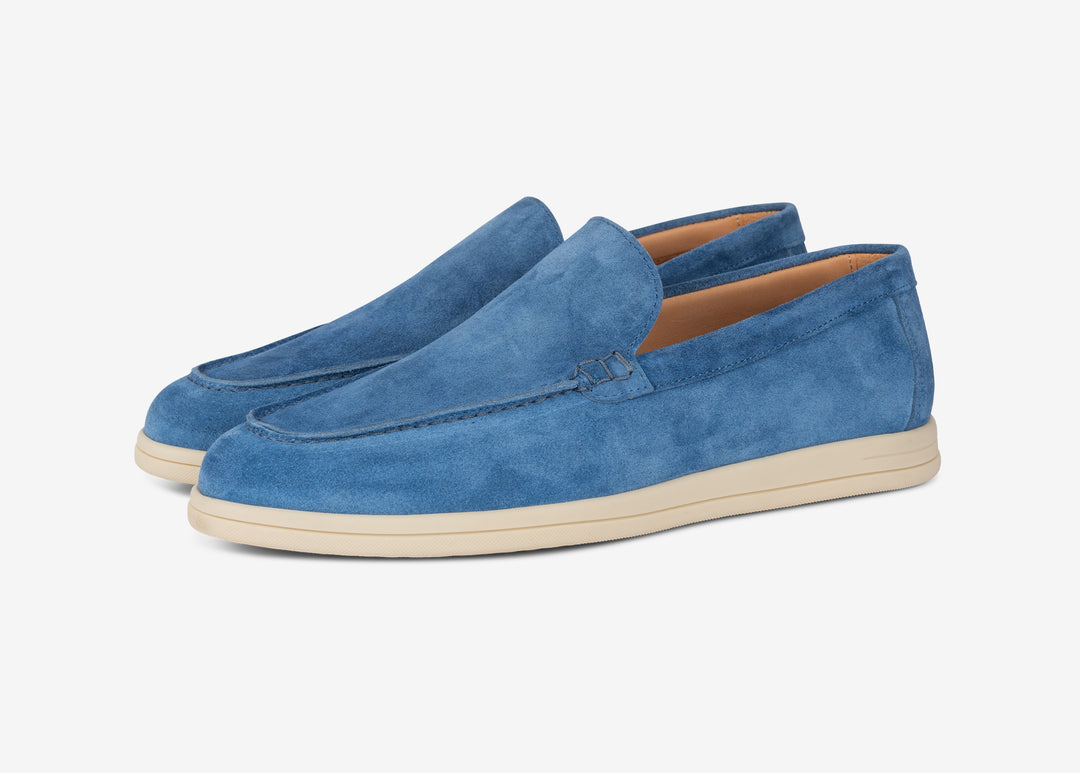 Light blue mocassin in suede