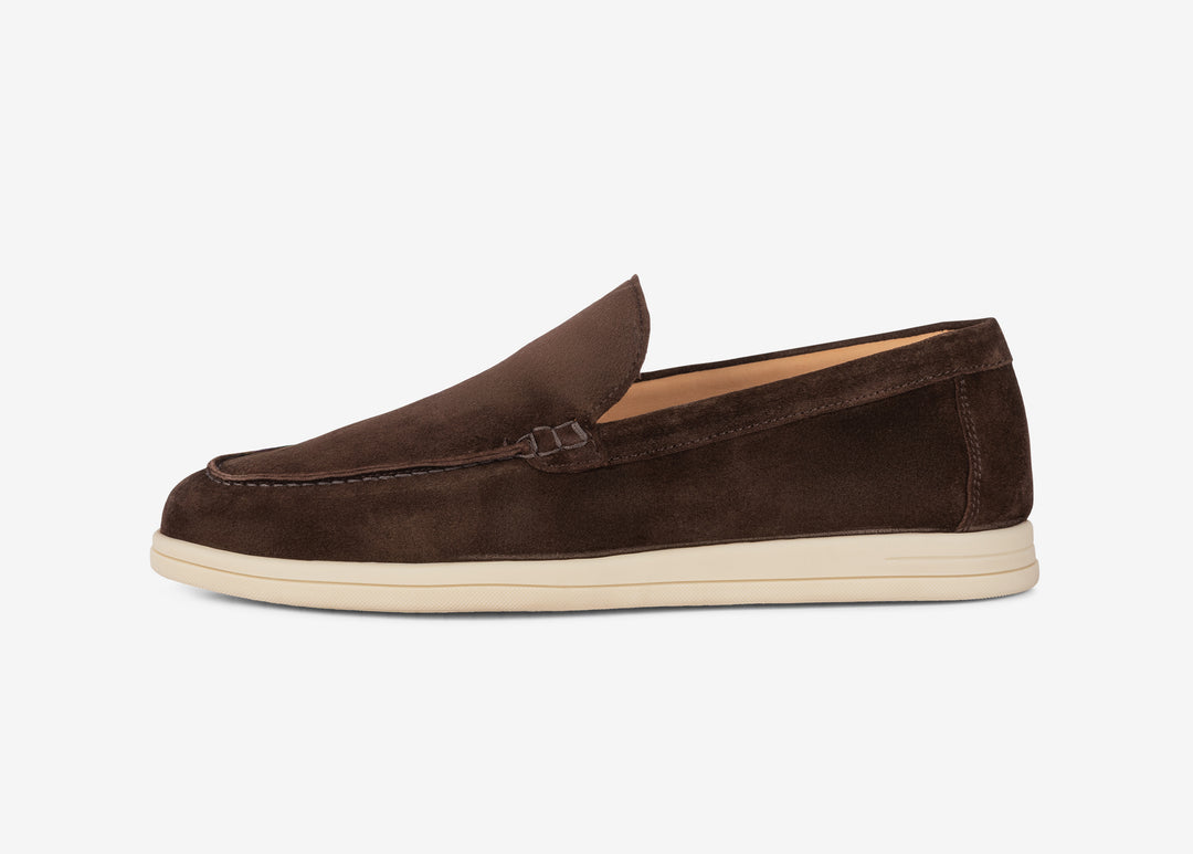 Mocassin en suede marron foncé